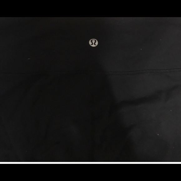 LULULEMON *RUFFLE* LEGGINGS - Picture 3 of 4